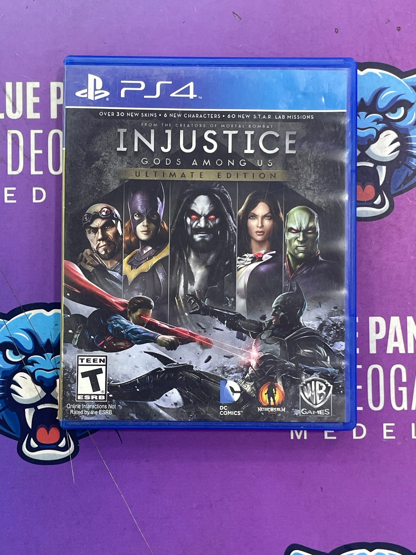 Injustice Gods Among us Usado