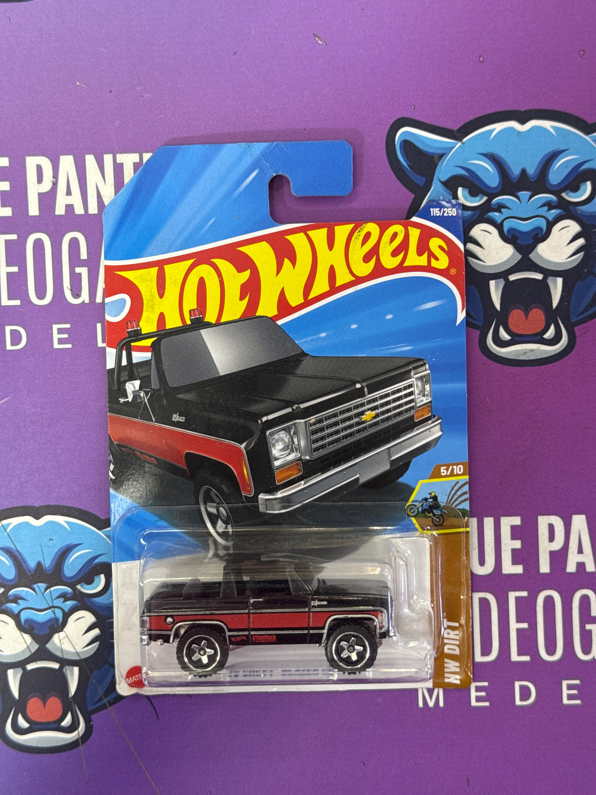 Chevy blazer - hotwheels