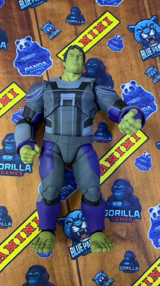 Smart Hulk con el traje cuántico sh figuarts