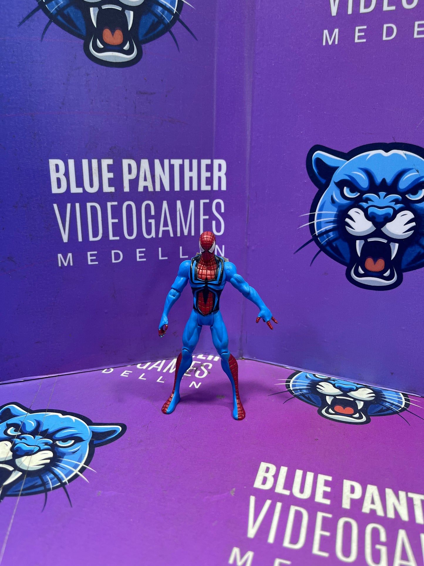 Hydro Attack Spider-Man