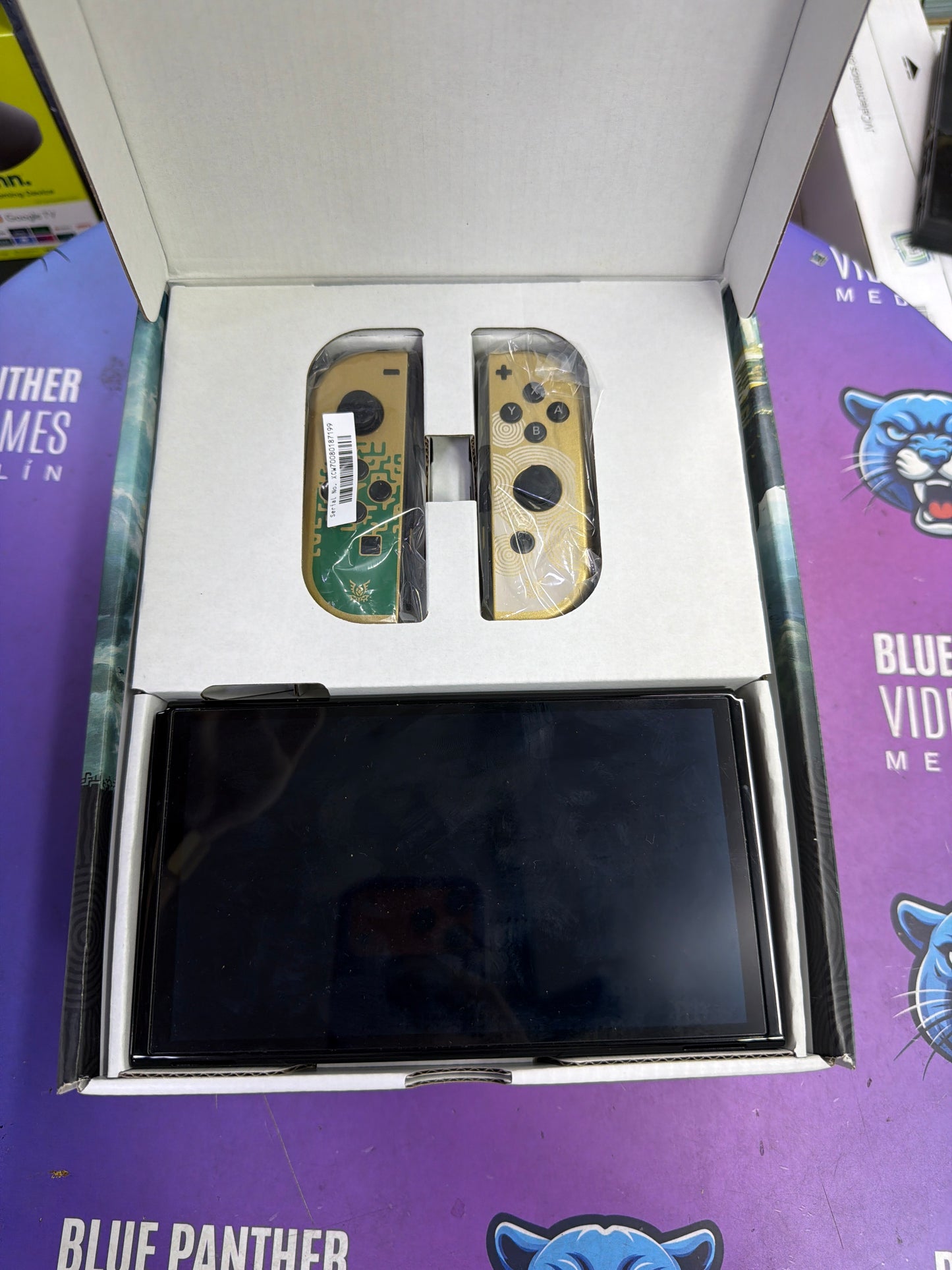 Switch Oled Zelda completa