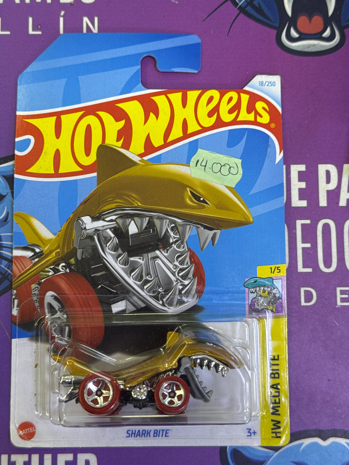 Shark bite - hotwheels