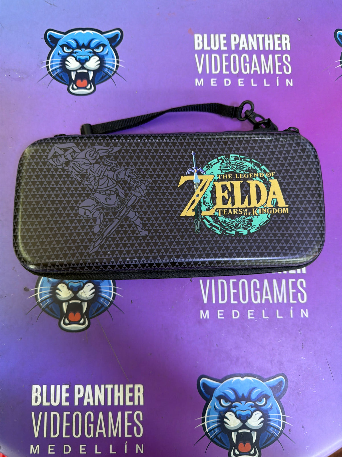 Estuche usado Zelda negro - Nintendo switch