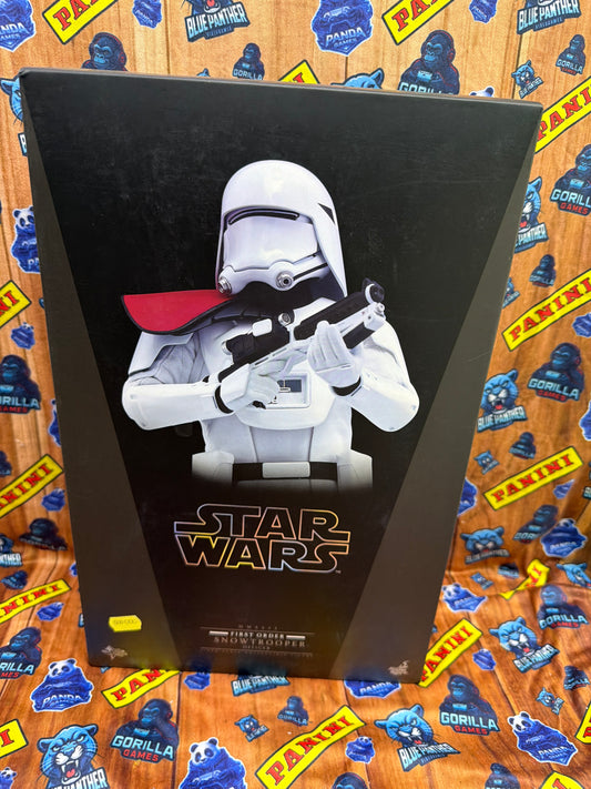 Hot Toys Star Wars Snowtrooper 1/6