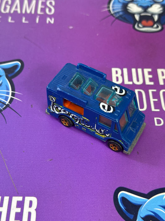 Quick bite - hotwheels