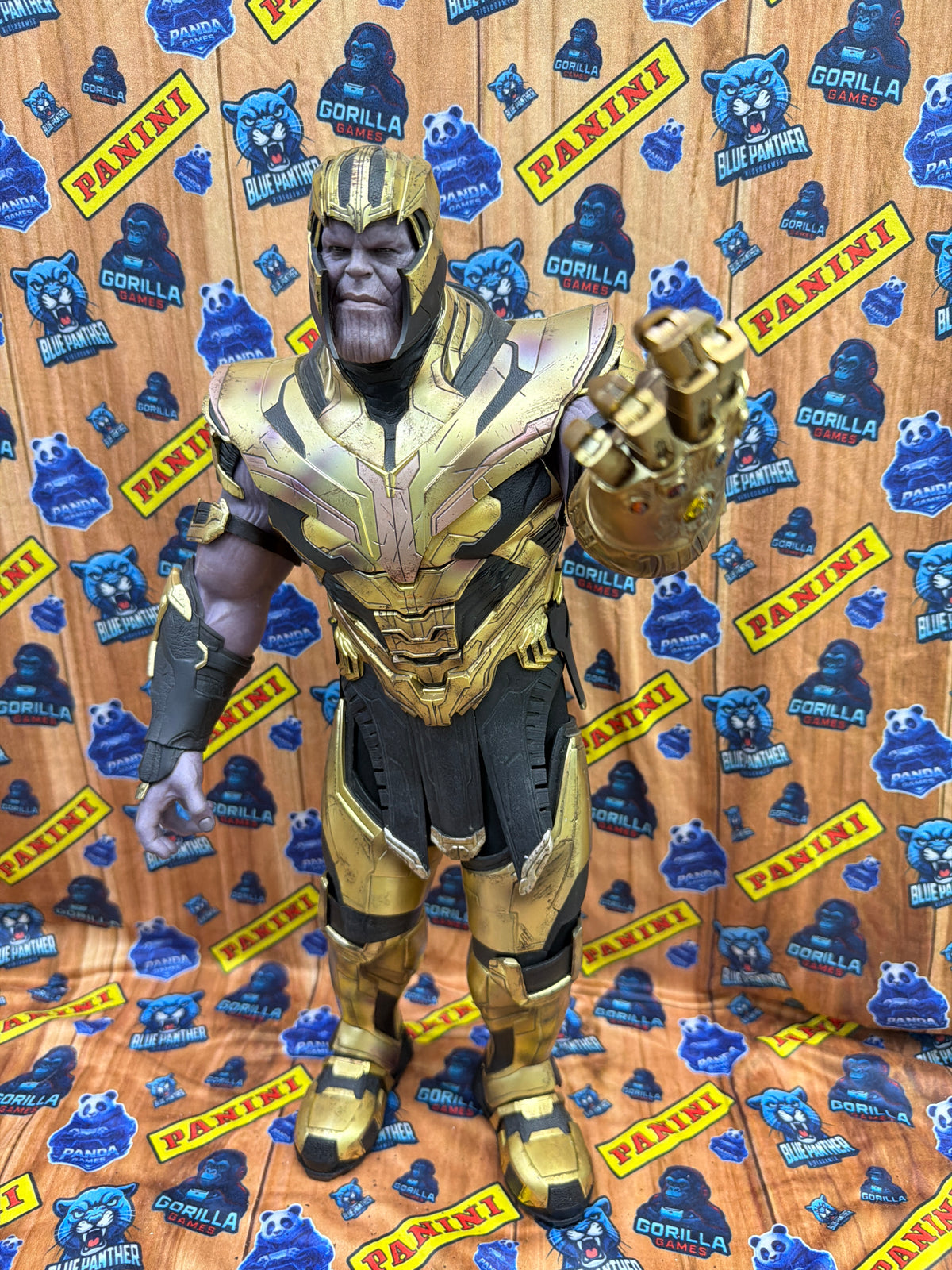 Hot Toys Thanos Avengers Infinity War Figura 1/6