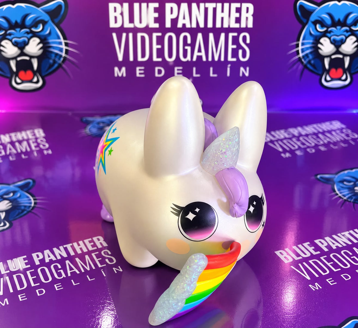 Kidrobot Labbicorn de 5 pulgadas