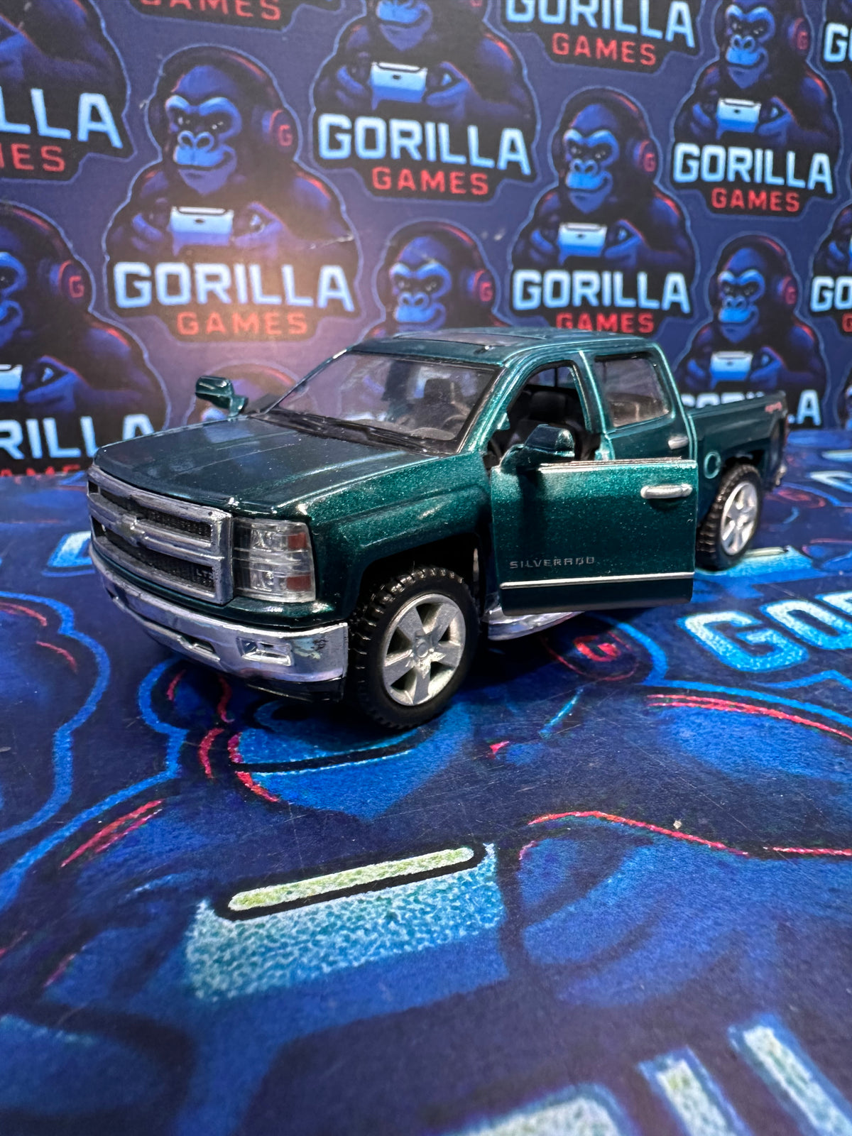 2014 Chevrolet silverado autos a escala 1/46
