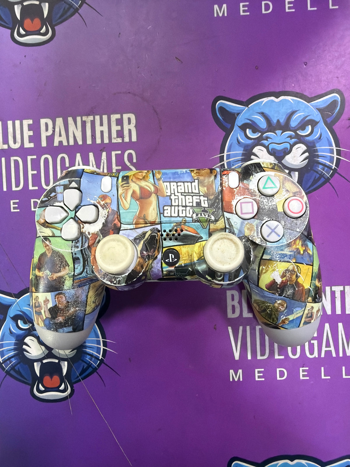 Control Genérico Usado GTA V - PlayStation 4