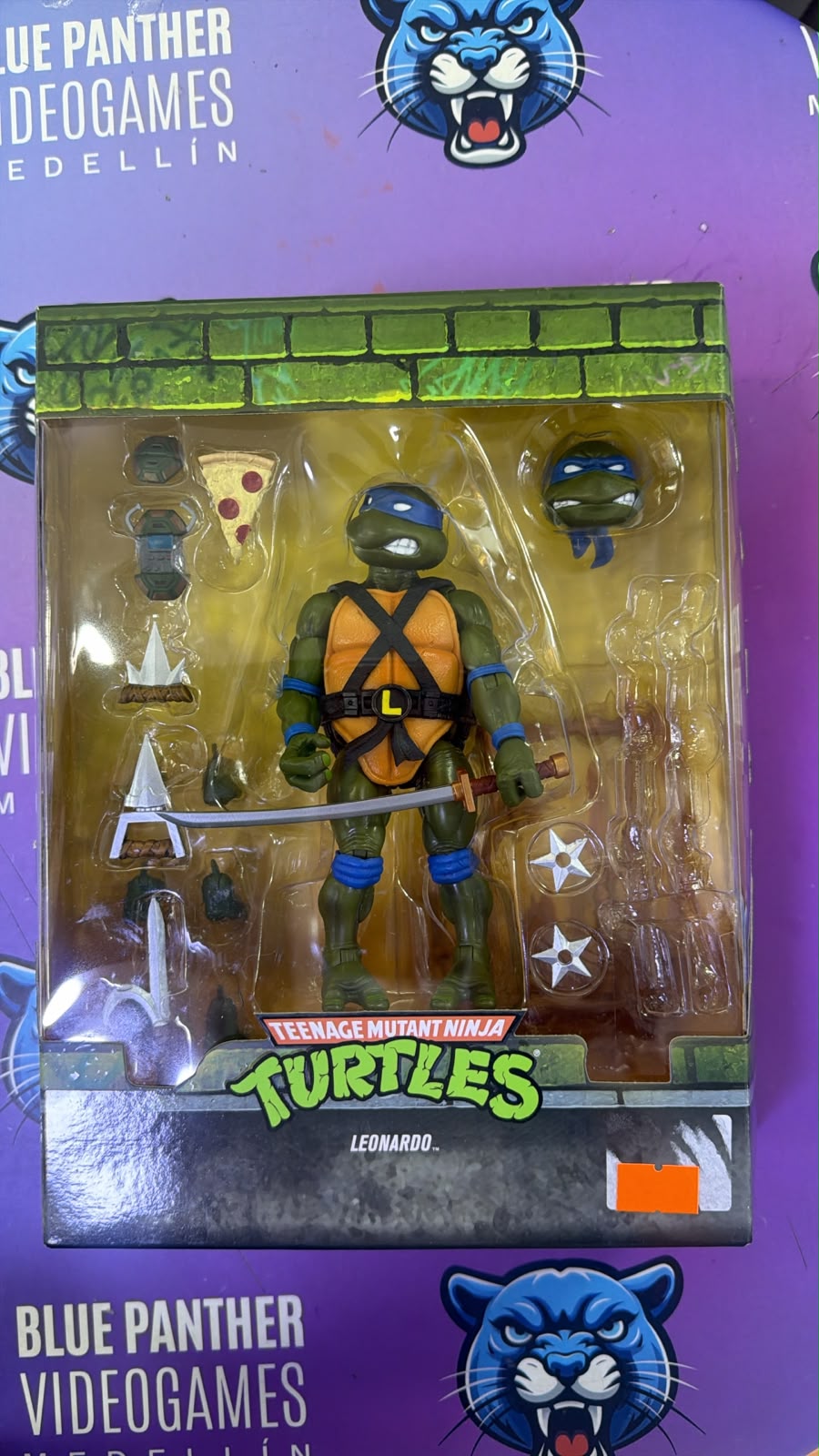 Leonardo Teenage mutant ninja turtles