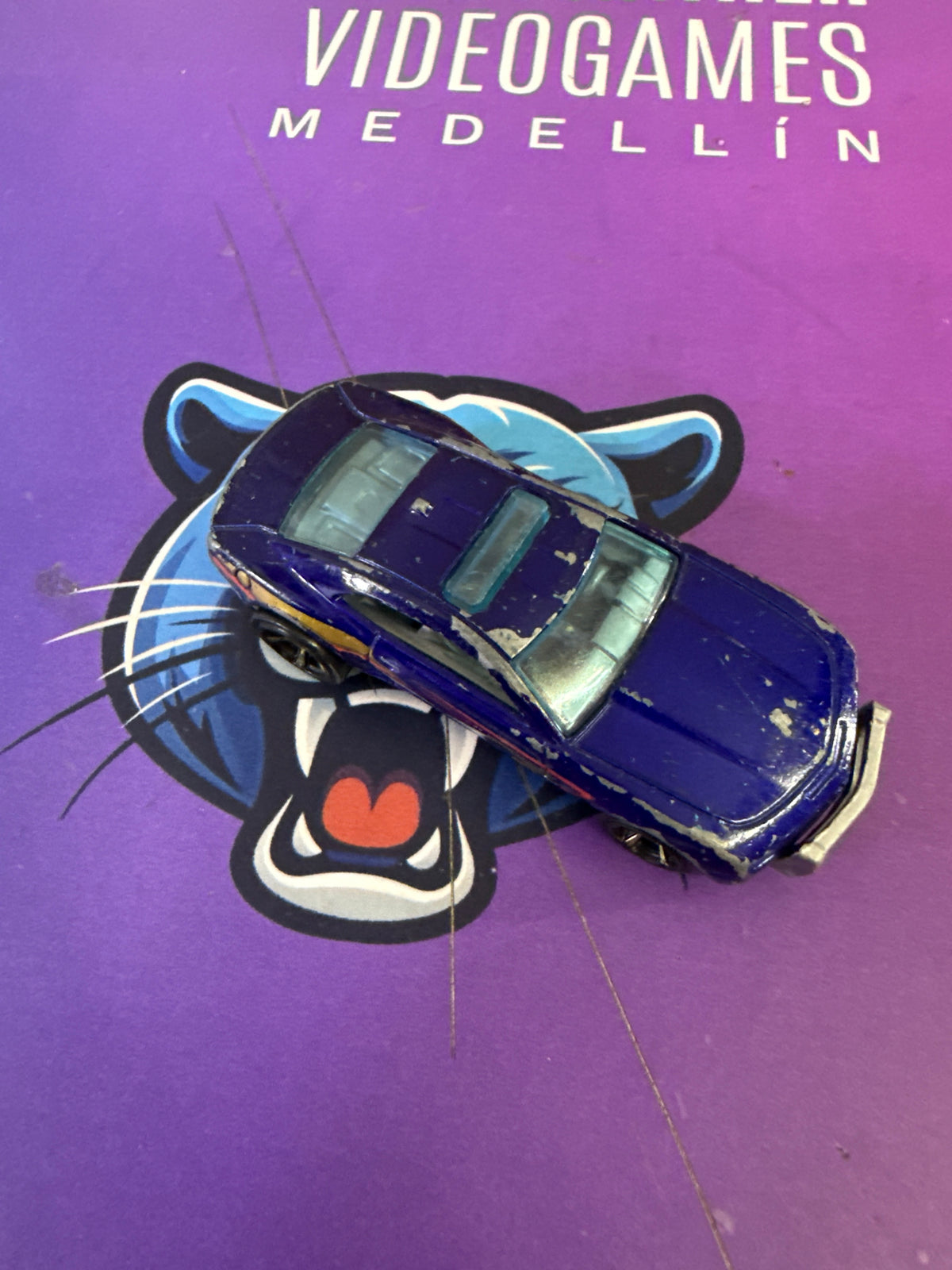 Car meet Security Hot Wheels