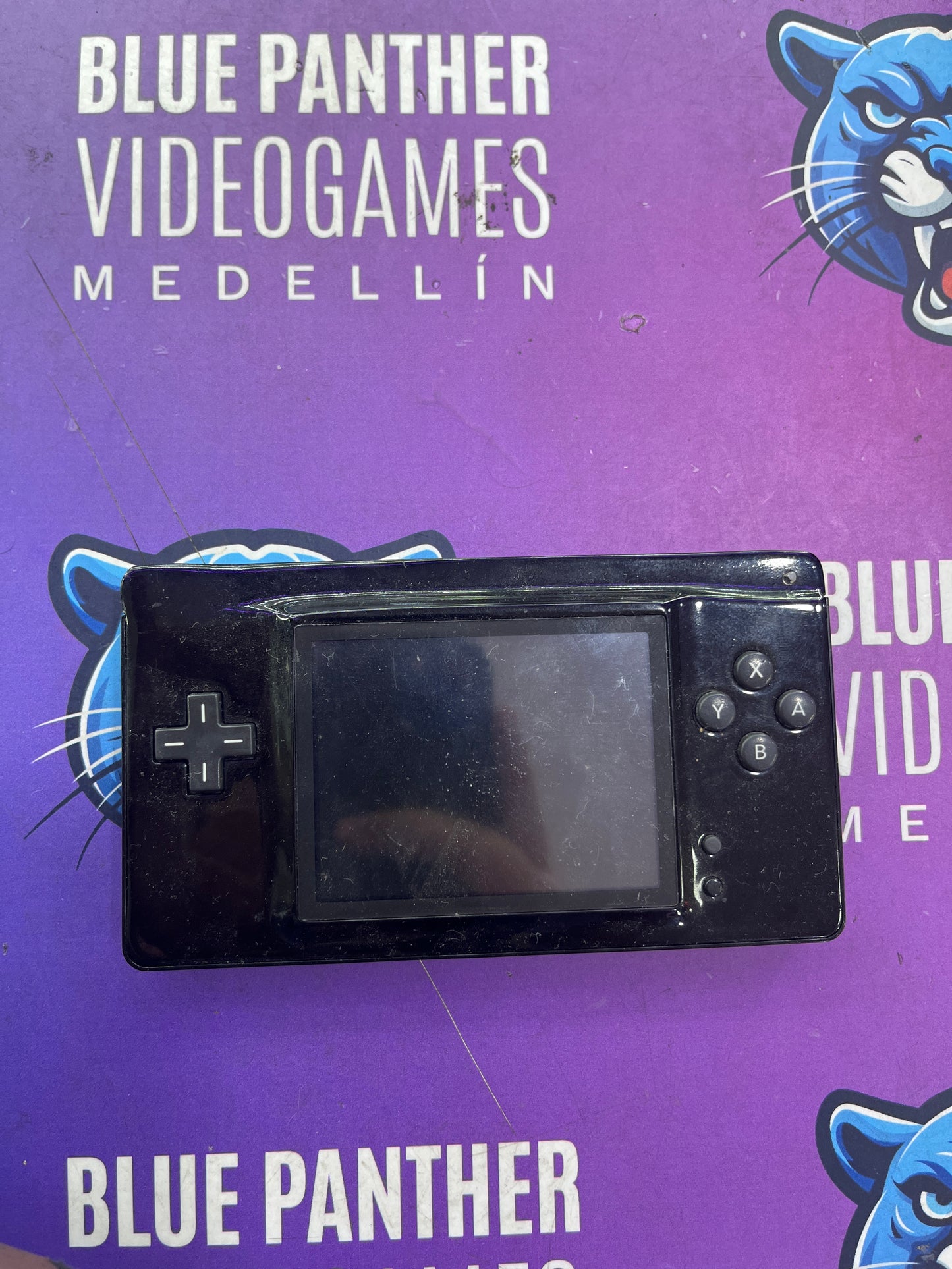 Nintendo DS Lite negra con cargador