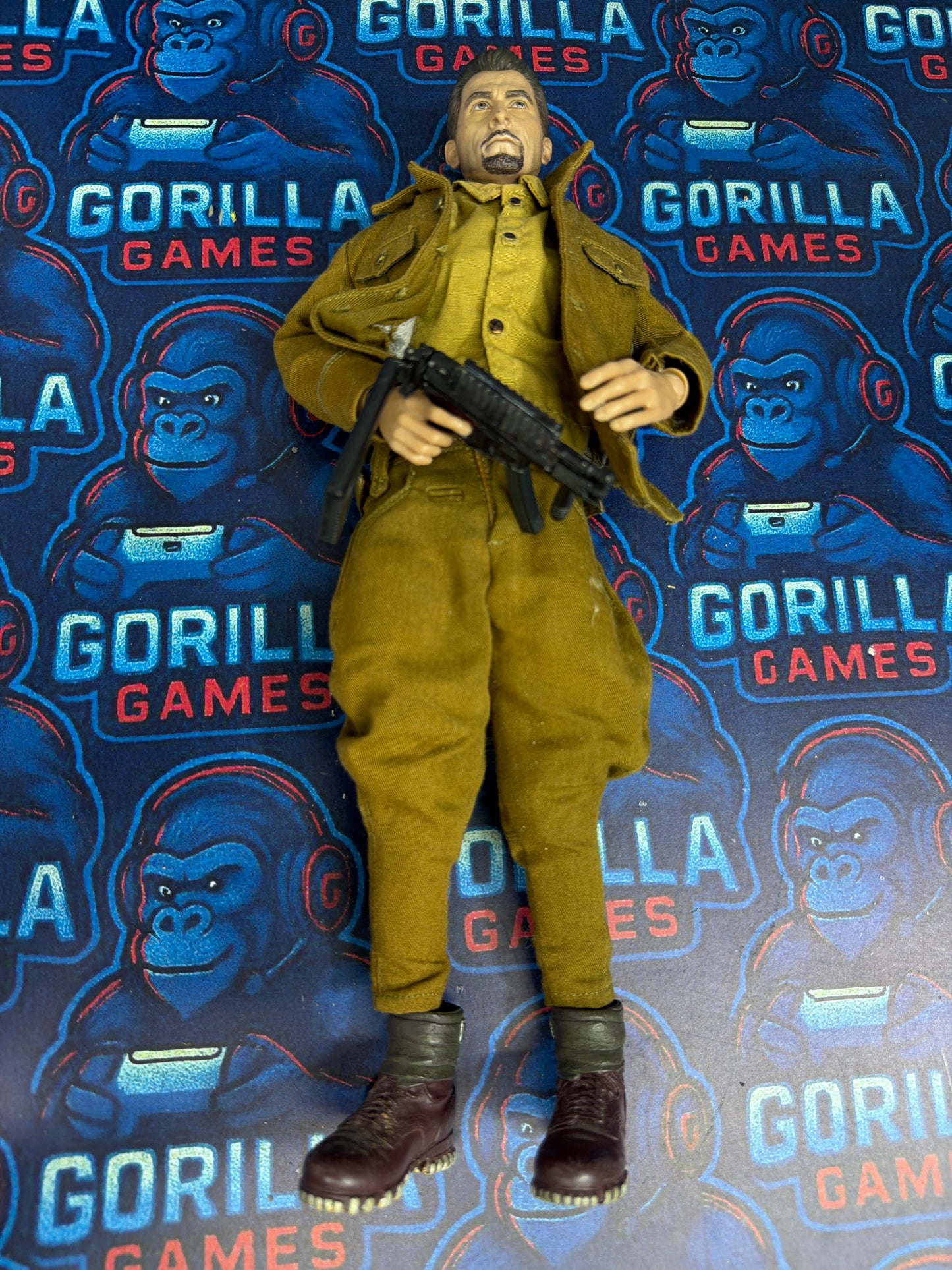 Militar premium 1/6