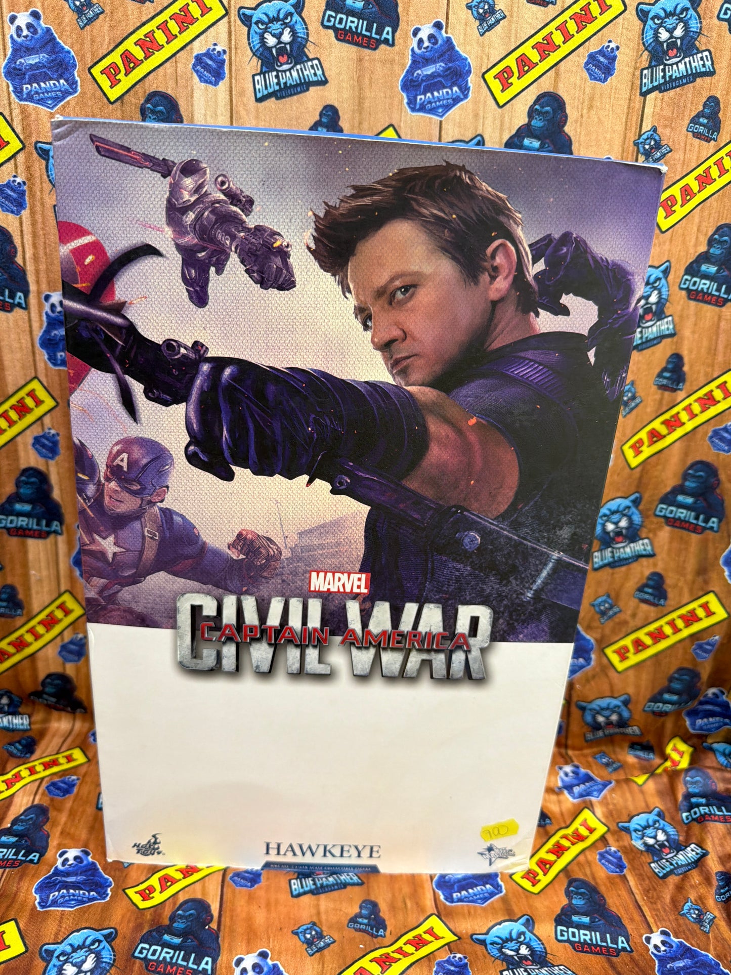 Hot Toys Hawkeye – Captain America: Civil War 1/6
