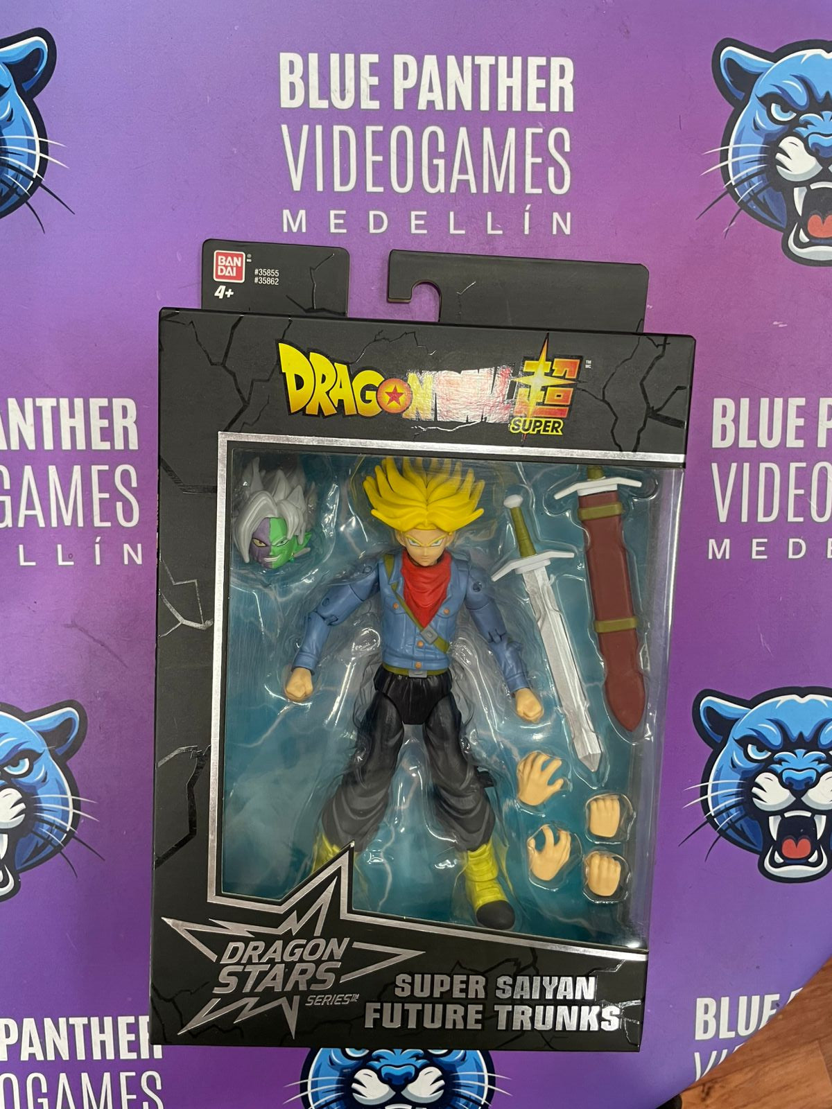 Future Trunks Super Saiyan - Dragon Stars