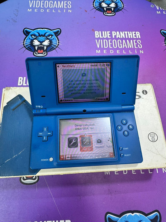 Nintendo DSi con r4