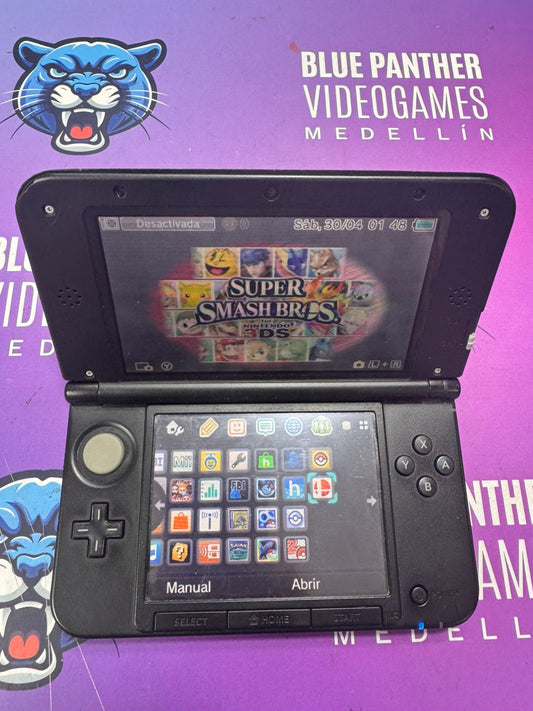 3DS XL con contenido interno (detalles en carcasa)