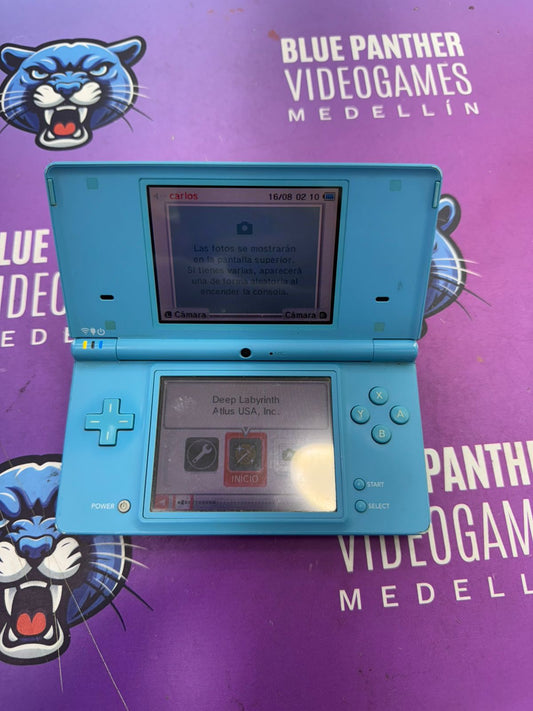 Nintendo DSi con R4