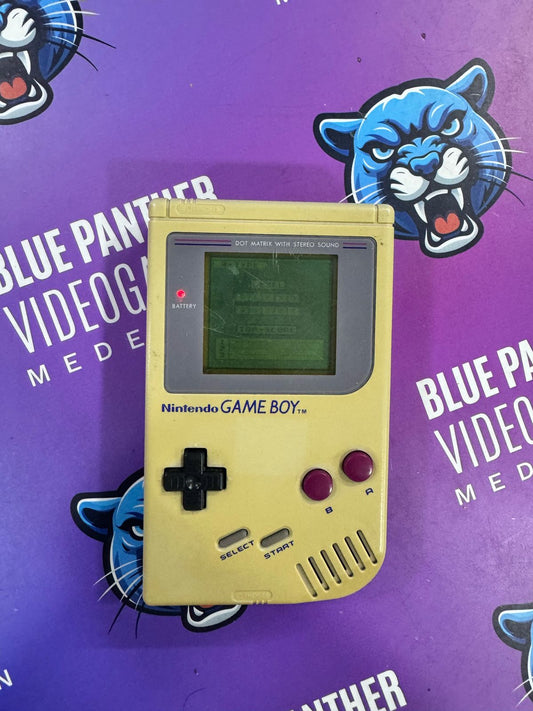 Game Boy Classic amarillita