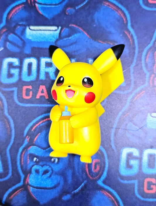 Pikachu con tetero
