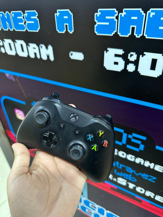 Control Xbox One usado