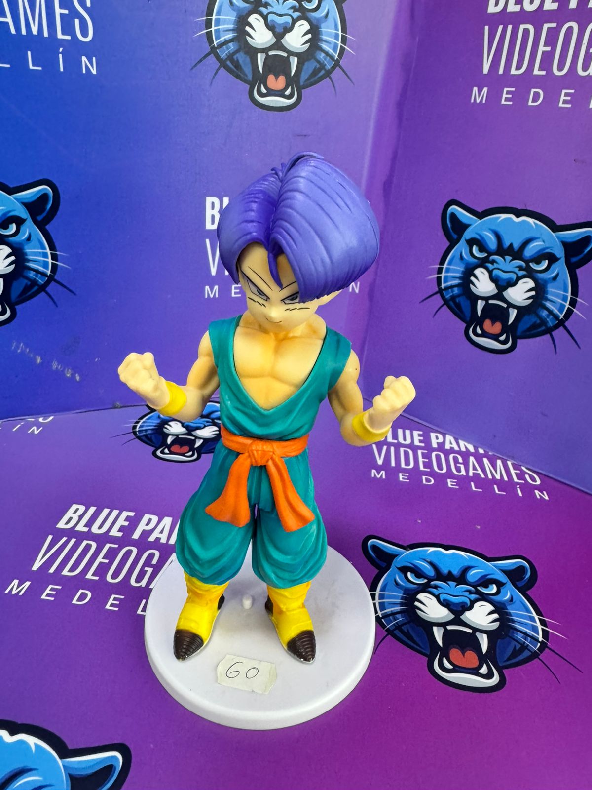 Trunks base blanca