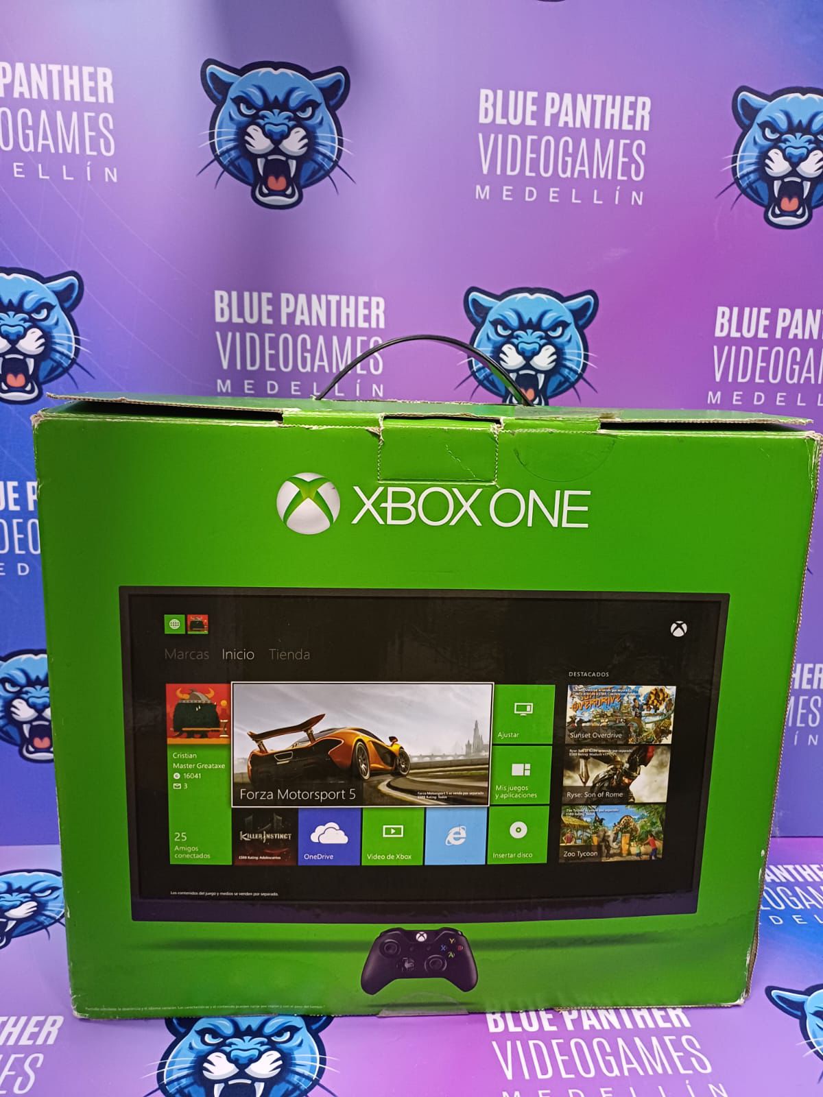 Xbox One en caja