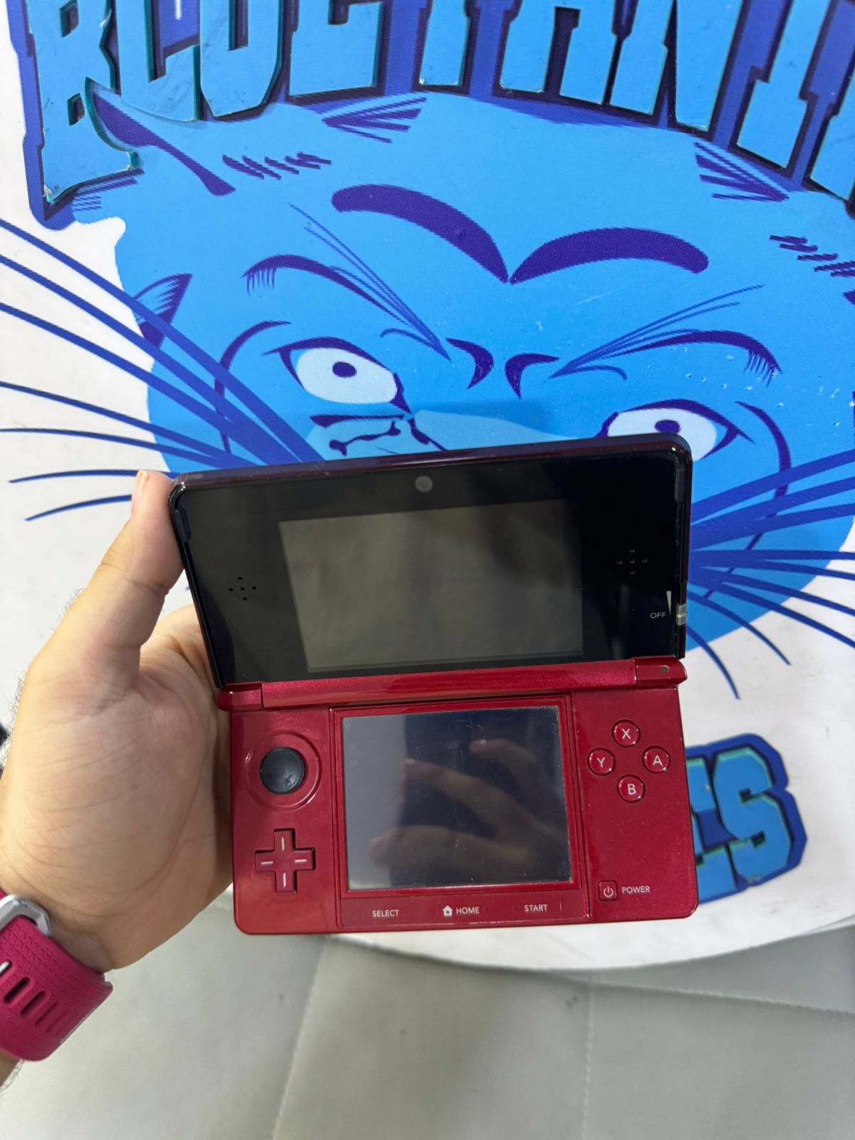 Nintendo 3DS Roja programada