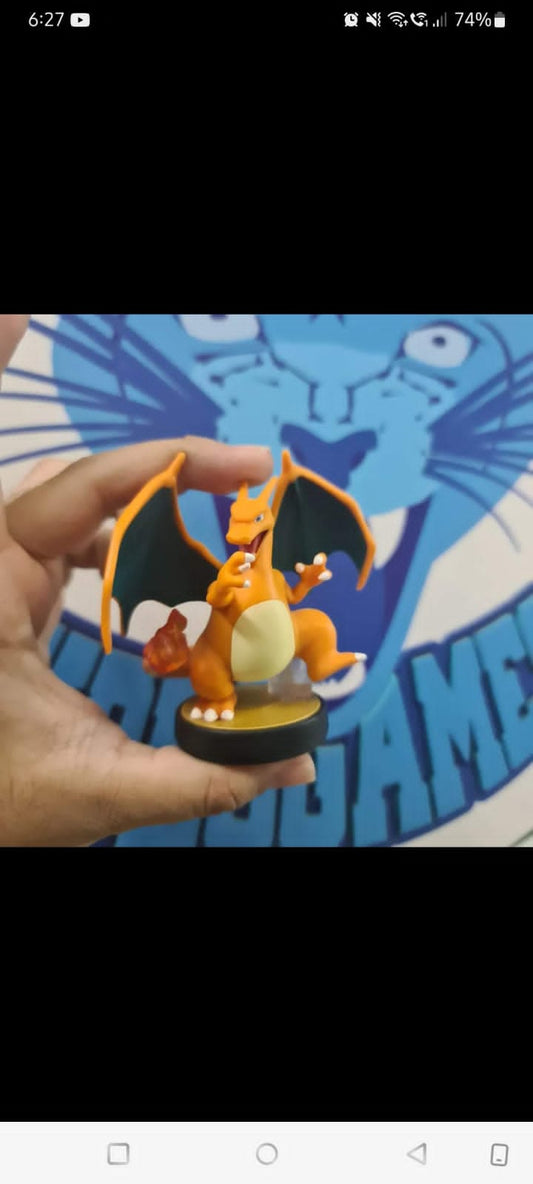 Charizard Amiibo