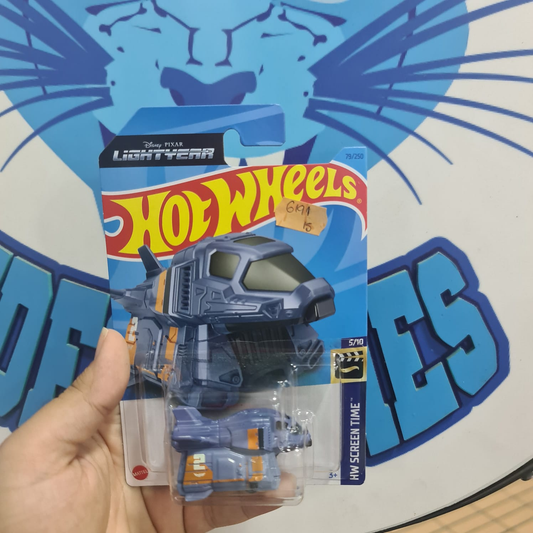 Hotwheels Lightyear /1