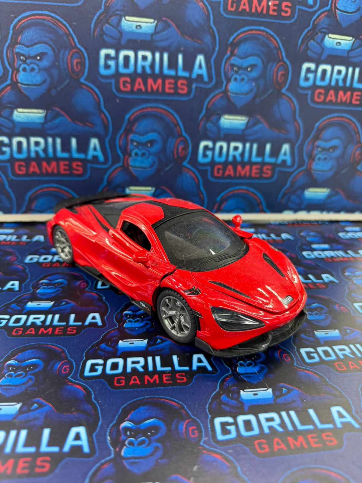 Autos deportivos 1:24