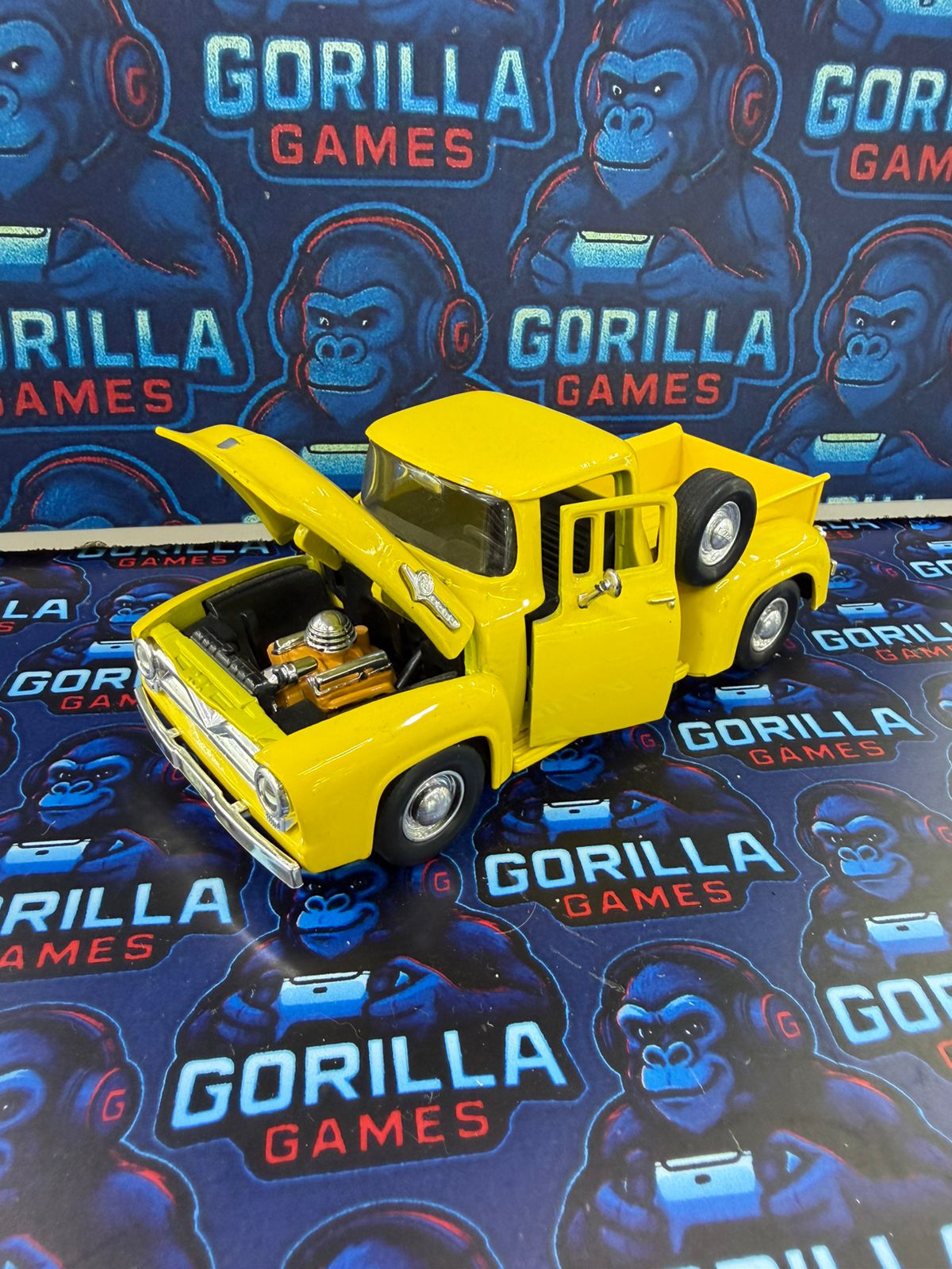 Autos clásicos escala 1/24