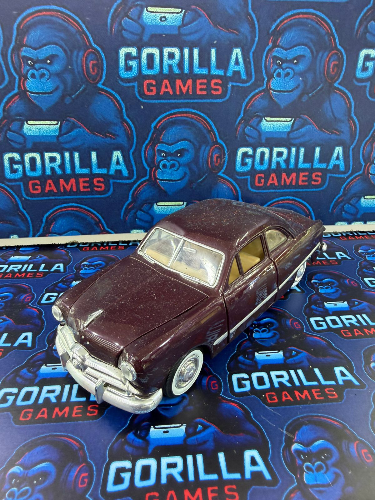 Autos clásicos escala 1/24