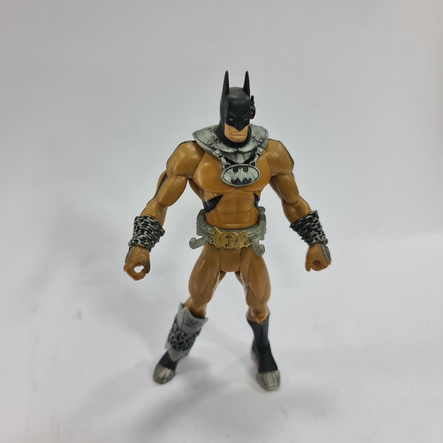 Batman amarillo cadenas