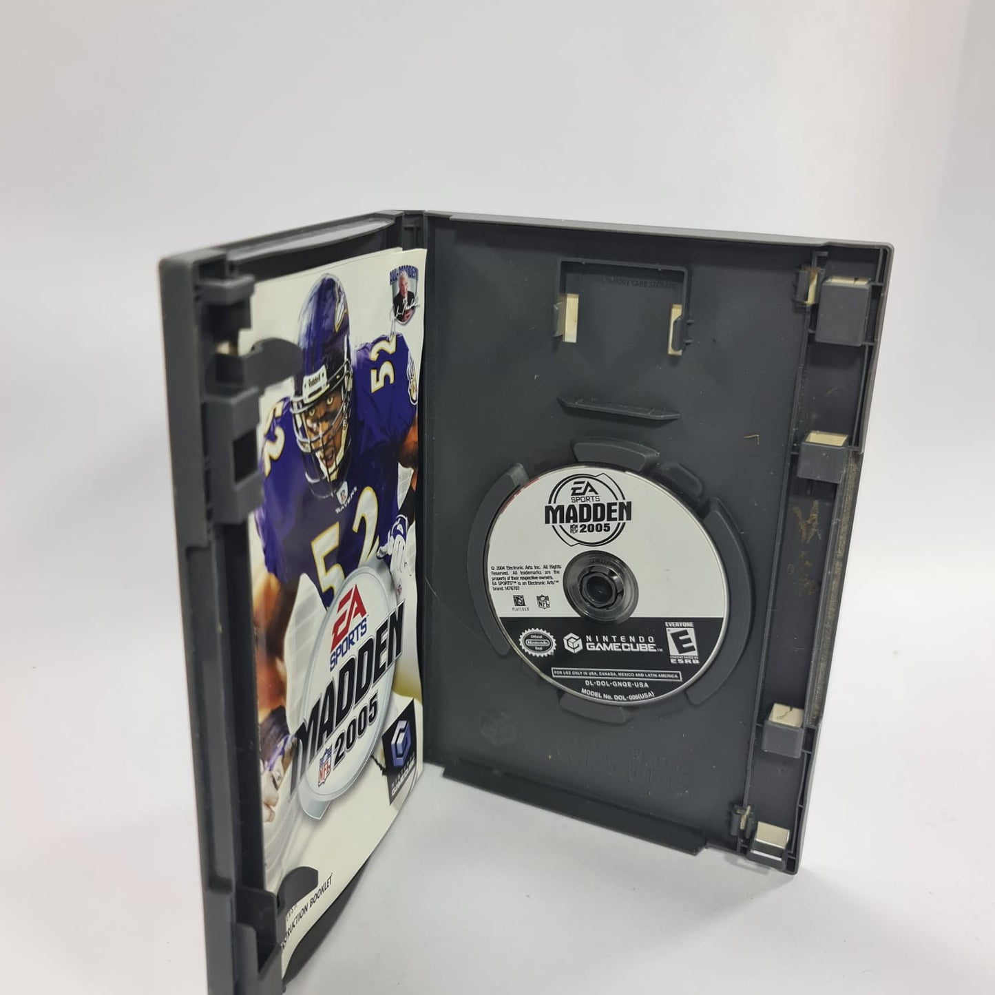 MADDEN 2005 GAMECUBE