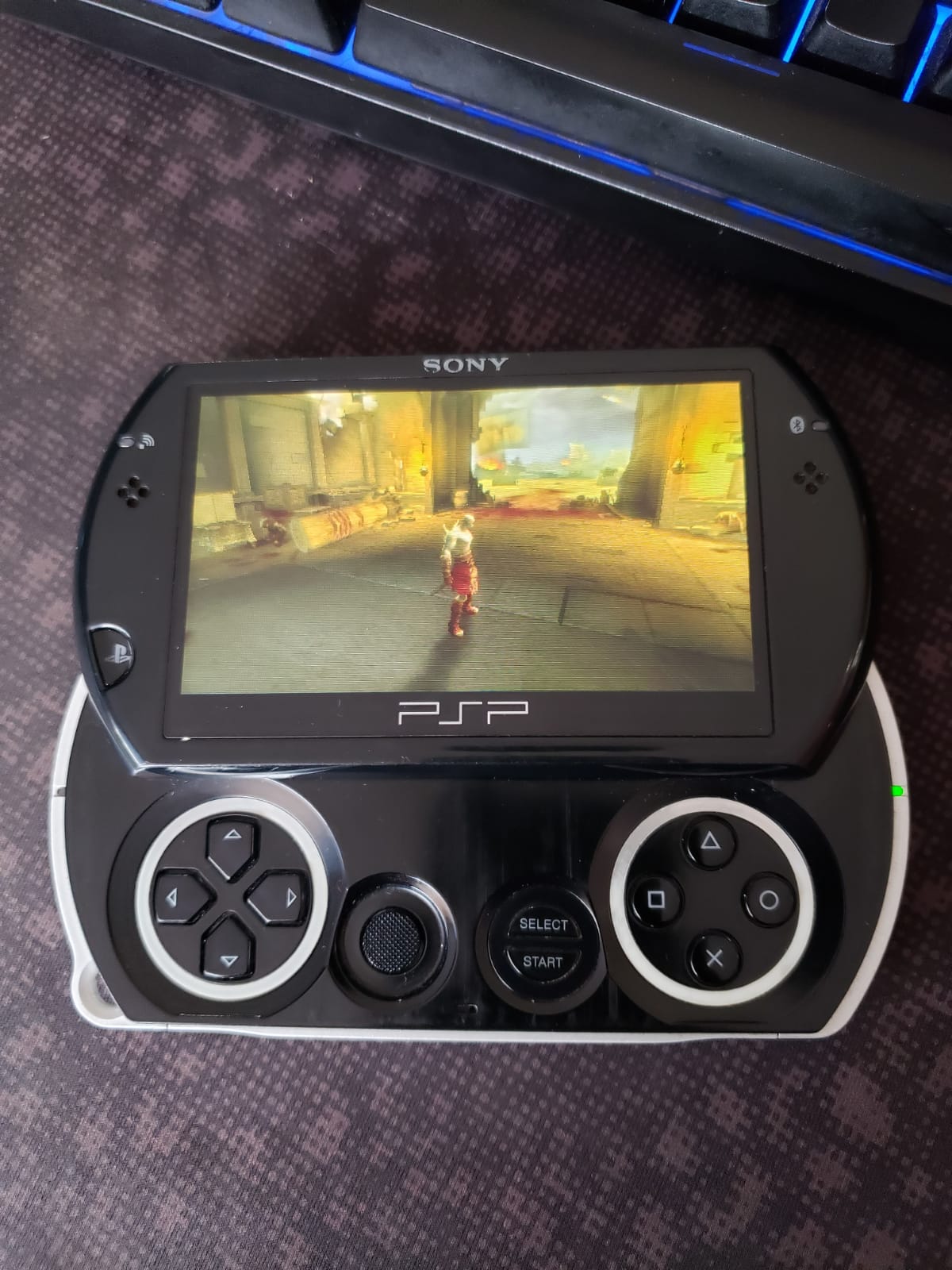 Psp GO -16GB