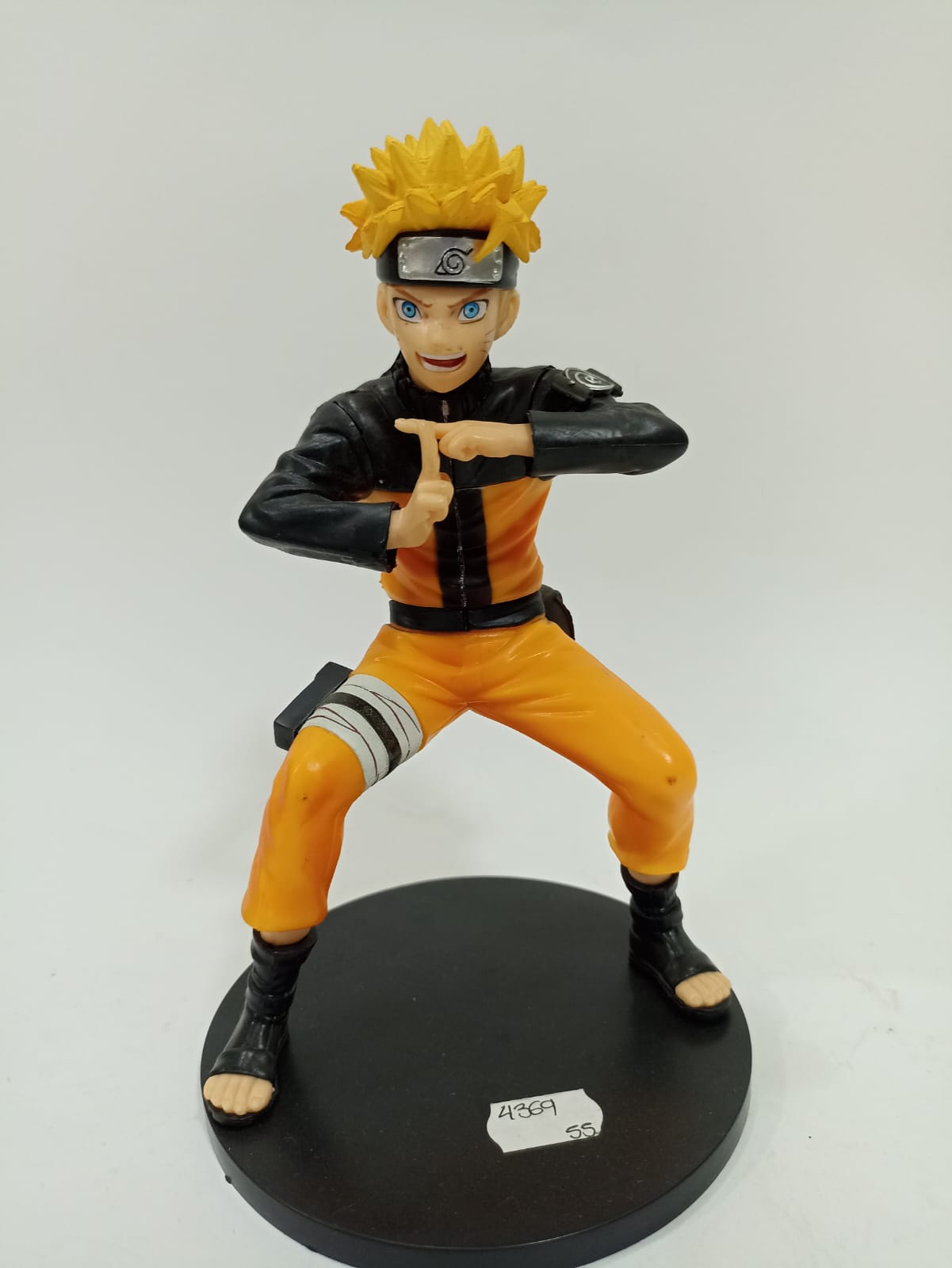 Naruto pose