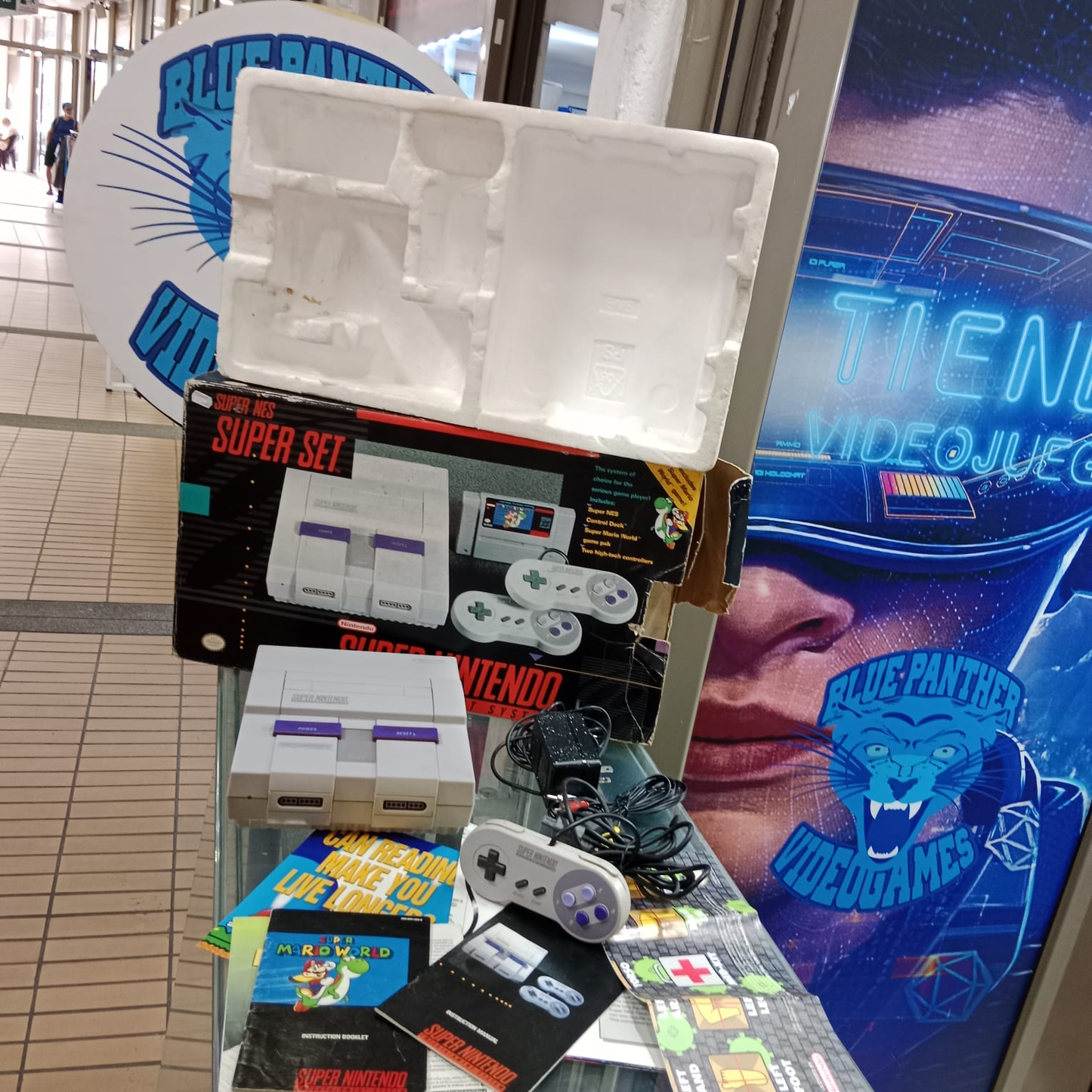 Super Nintendo en caja